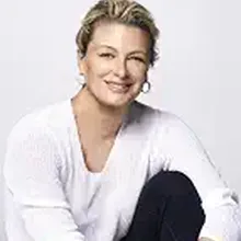 Kristin Hannah